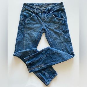 NWOT: Converse One Star Jeans - Mid Blue